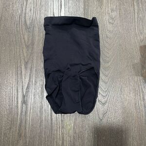 NWOT Skims Sculpting High Waist Brief Onyx - Size S/M